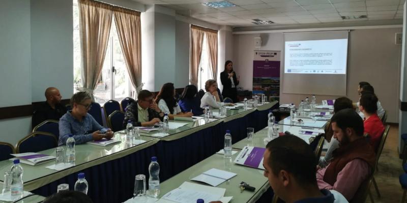 “Hamlets on the move: Round-table with local SMEs on 24 July in Gjirokastra,AL